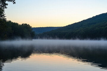 Fototapeta premium sunrise over the lake