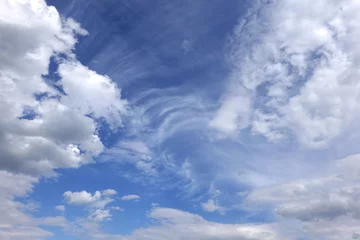 Papier peint photo Par pièce Nice beautiful cirrus clouds on blue sky in daytime as natural background  © DyMaxFoto