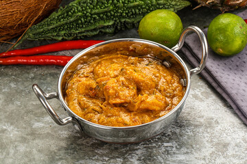 Indian prawn masala with spices
