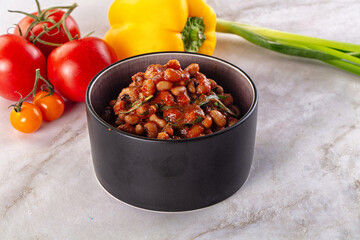 Black eye beans wutg tomato sauce