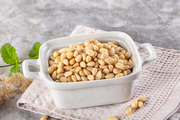 Cedar nut kernel in the bowl