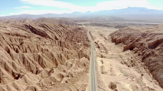 Vista a&eacute;rea horizontal del Valle de la Muerte en el Desierto de Atacama, Chile.