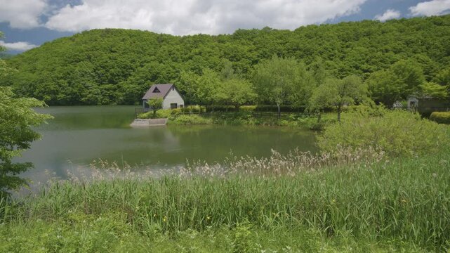 宮城県七ヶ宿町 長老湖の風景 Scenery of Lake Choro in Shichikashuku Town, Miyagi Prefecture