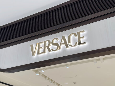 Versace Logo Images – Browse 517 Stock Photos, Vectors, and