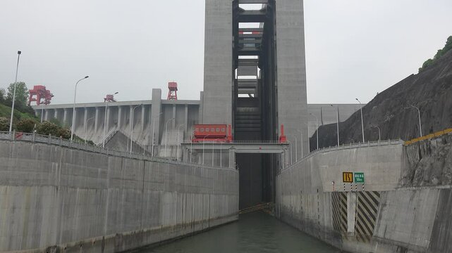 Three Gorges Ship Lift: Engineering Marvel in Motion