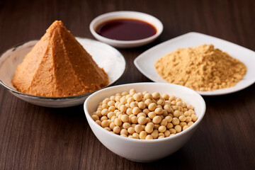 味噌や醤油などの大豆の発酵食品