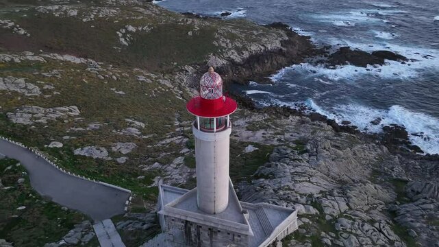 Faro de Punta Nariga desde punto de vista A&eacute;reo