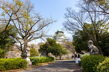春の大阪城（2025年4月撮影）