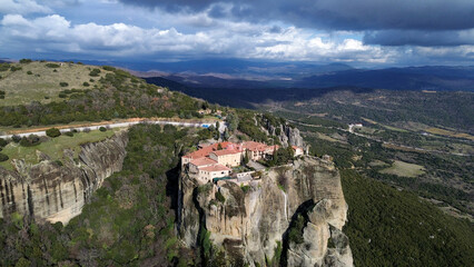 Obraz premium Meteora is a rocky region with monasteries near the town of Kalambaka in Greece.