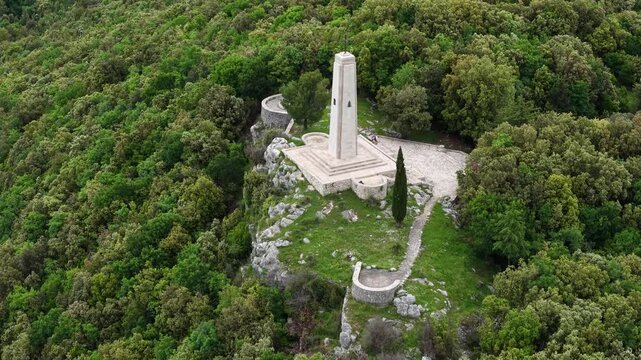 Monte Cassino, Wzg&oacute;rze 593, pomnik, G&oacute;ra Ofiarna, 3 Dywizja, Strzelc&oacute;w Karpackich