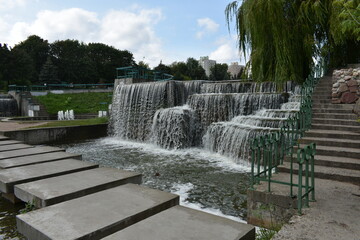 fountain in the park