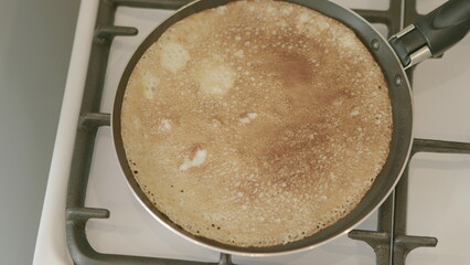 Enjoy the experience of cooking delicious crepes in a frying pan right on the stove