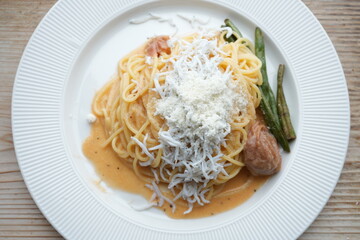 Italian Food, Tiny Whitebait or Baby Sardine Fish Pasta - イタリア料理 しらすのパスタ
