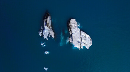 dronte top down view of iceberg in iceland © Marc