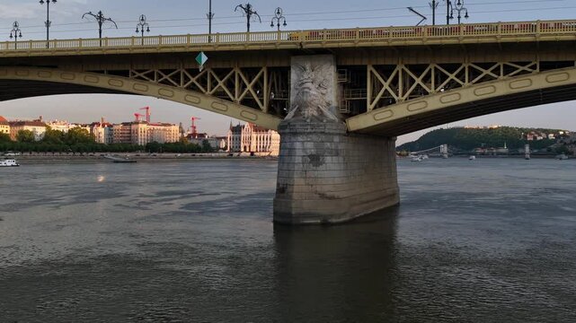 Amazing sunset videos in HUngary, Budapest. Visible in this video the duna river, Margit bridge and Hungarian Parliament bullding too. 