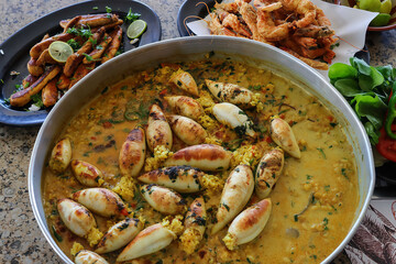 thai spicy chicken curry