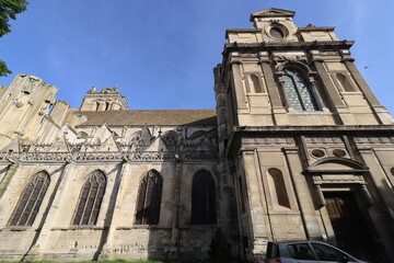 L'église Saint-Pierre, église de style gothique flamboyant, ville de Dreux, département de l'Eure et Loir, France