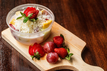 yogurt with berries
