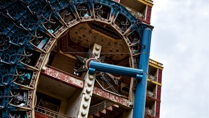 Obraz premium Intricate Architectual Facade Design