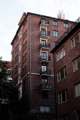 Backsteinhaus in Göteburg, Schweden aus Froschperspektive