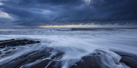Fototapeta premium Dramatic Ocean Waves Crashing on Rocky Shore Under Stormy Sky