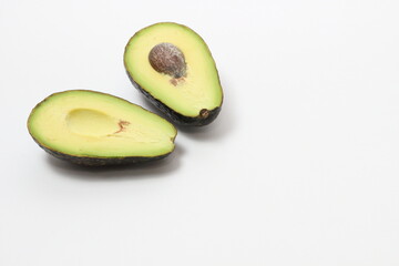 アボカド、立派に育つ