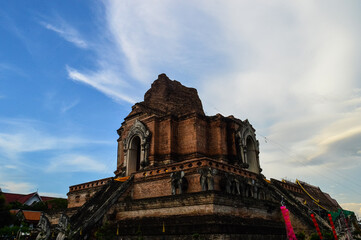 Fototapeta premium Old Pagoda Architecture Lanna, Symbols of Buddhism, Southeast Asia at Wat Chedi Luang Chiang Mai, Northern, Thailand.