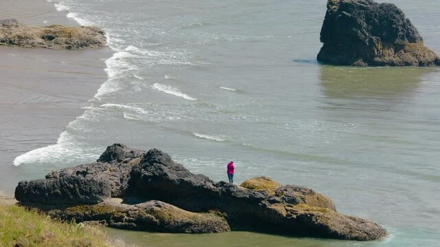 Footage showcases Oswald West State Park on the Oregon Coast, highlighting dramatic rocks, crashing waves, and thick coastal forest.
