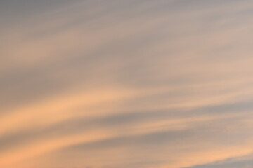 Obraz premium beautiful golden sky and white cloud background in springtime