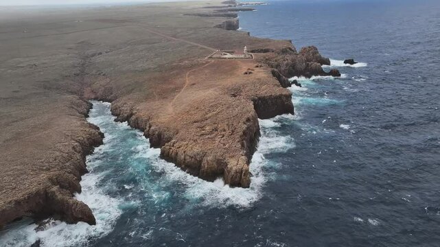 Faro de Punta Nati en la Isla de Menorca, Baleares