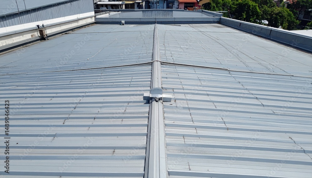 Poster overview of rooftop with clear center and distinct features