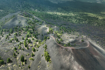 Etna e i Crateri Sartorius - Panoramica dall alto della località turistica in Sicilia