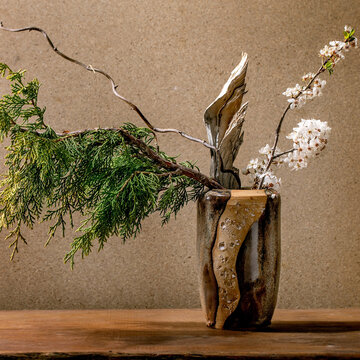 Spring ikebana with white flowers