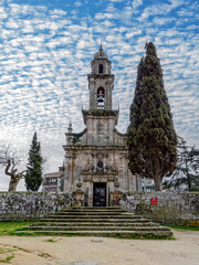 TERRA A BARREIRA SQUARE IN ALLARIZ WITH THE SANCTUARY OF SAN BENITO DE ALLARIZ