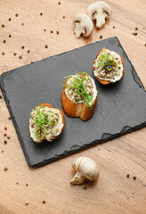 Creamy Mushroom Appetizer on Toast