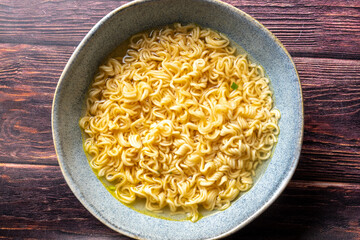 Instant noodle