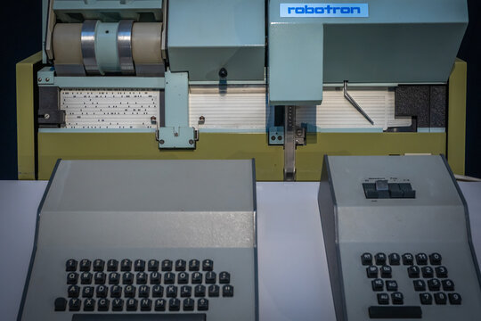 Robroton Robotron Images – Browse 80 Stock Photos, Vectors, and Video | Adobe Stock