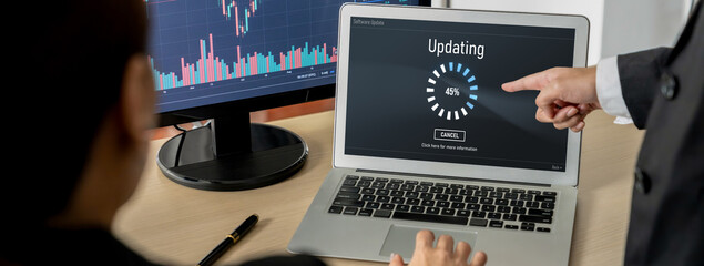 Software update on computer for brisk version of device software upgrade
