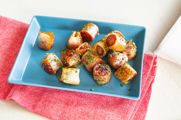 パリパリソーセージ　ワンタンの皮