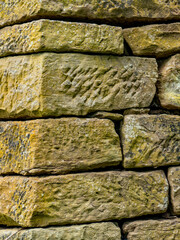 Historische Sandsteinmauern in den Gärten des Kloster Maulbronn