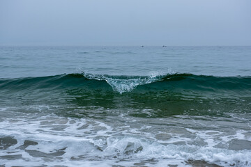 The huge power wave background ocean,