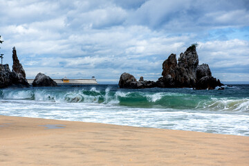 The huge power wave background ocean,