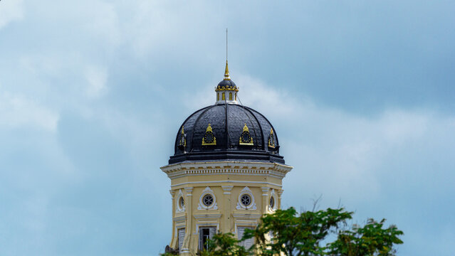 one of masjid sultan abu bakar tower