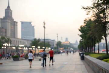 Obraz premium Blurry scene of a bustling urban promenade at dusk