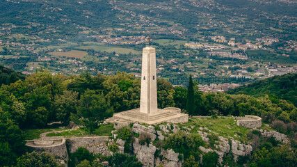 Pomnik 3 Dywizji Kresowej Monte Cassino, Wzgórze 593