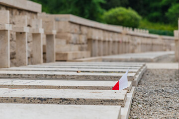 Polski Cmentarz Wojenny Monte Cassino, groby © Marcin