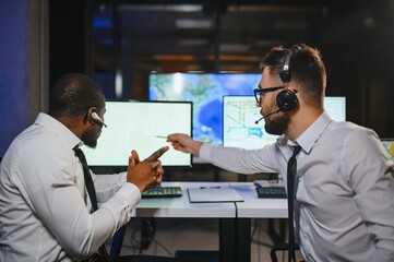 Dispatching support centers for freight transportation. Logistics and navigation of cargo delivery