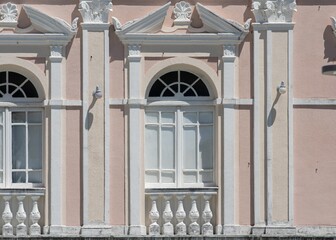 Fototapeta na wymiar Ornate historic building facade