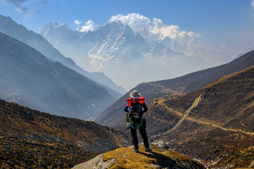 Alpinista en el Everest Base Trek
