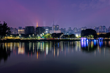 Obraz premium Noite no Ibiraquera 